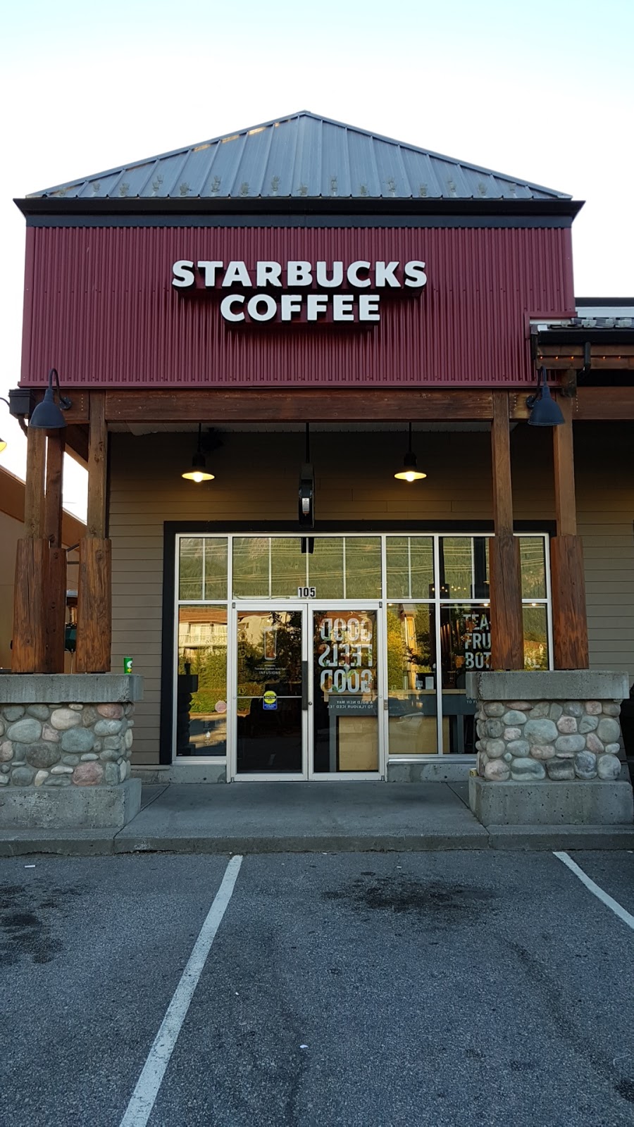 Starbucks | 40147 Glenalder Pl #105, Squamish, BC V8B 0G2, Canada | Phone: (604) 898-9510