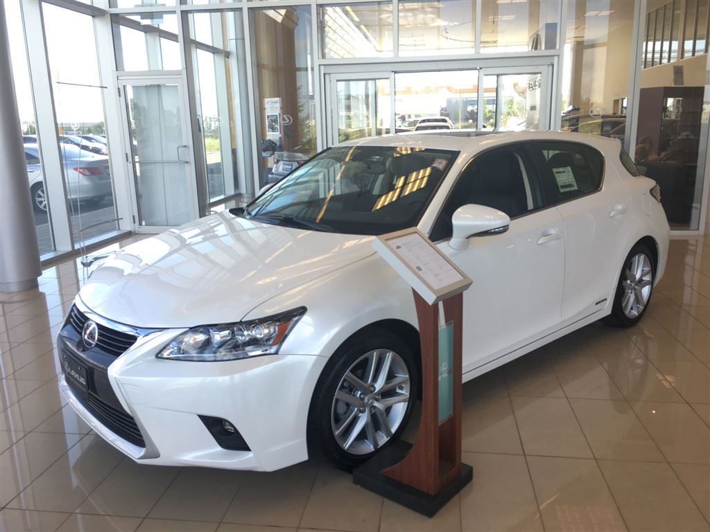 Lexus of Barrie | 281 Mapleview Dr W, Barrie, ON L4N 9E8, Canada | Phone: (705) 722-7955