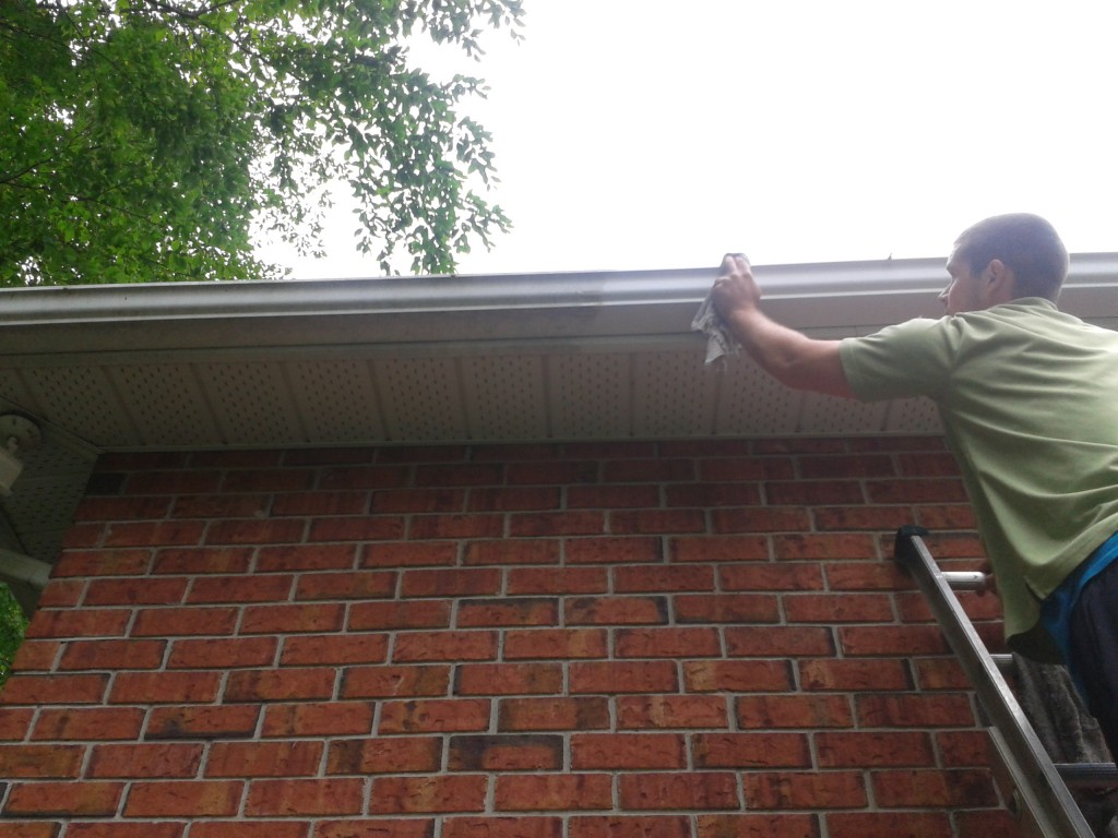 E-Z Window Cleaning | 268 Westvale Dr, Waterloo, ON N2T 1Y3, Canada | Phone: (519) 500-8241