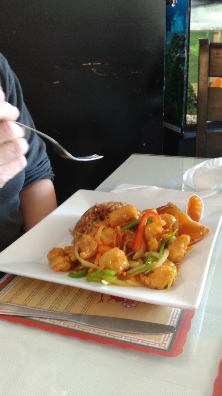 east-foodies-chinese-restaurant-1465-st-margarets-bay-rd-lakeside