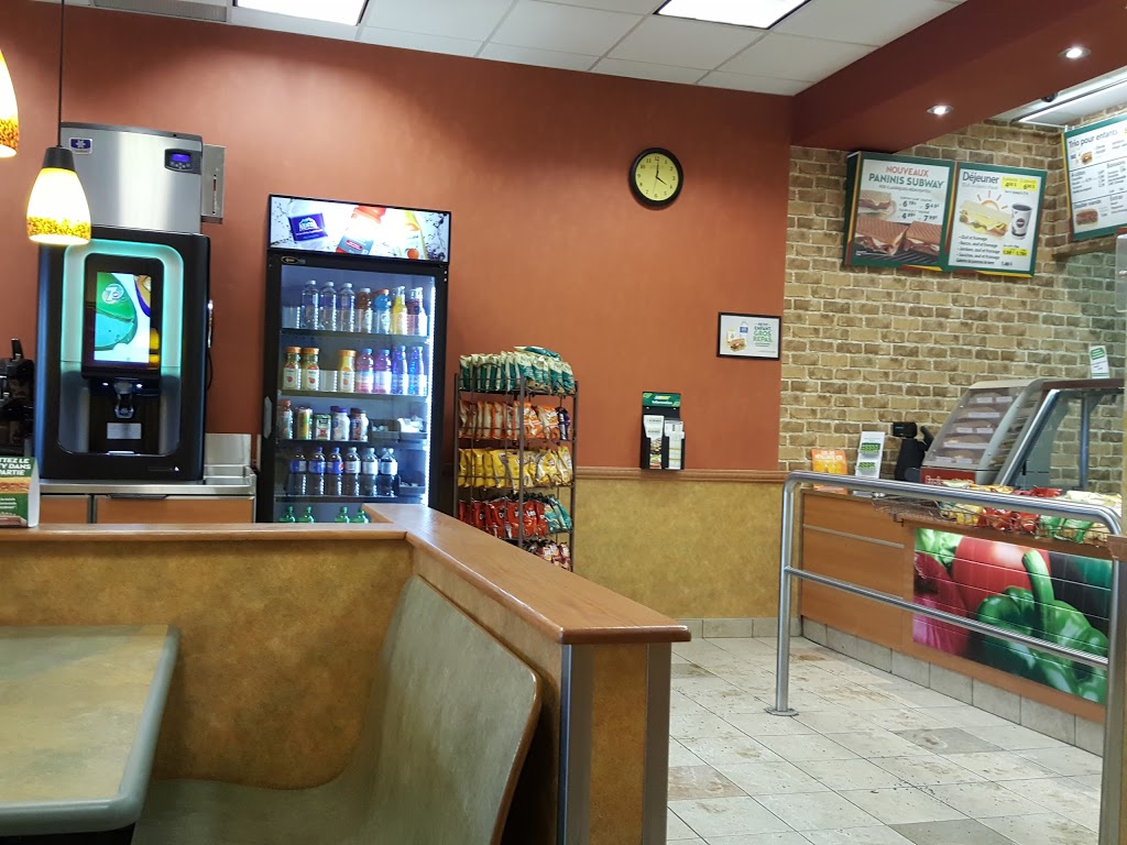 Restaurant SUBWAY | 340 Rue Seigneuriale, Québec, QC G1C 3P9, Canada | Phone: (418) 666-9977