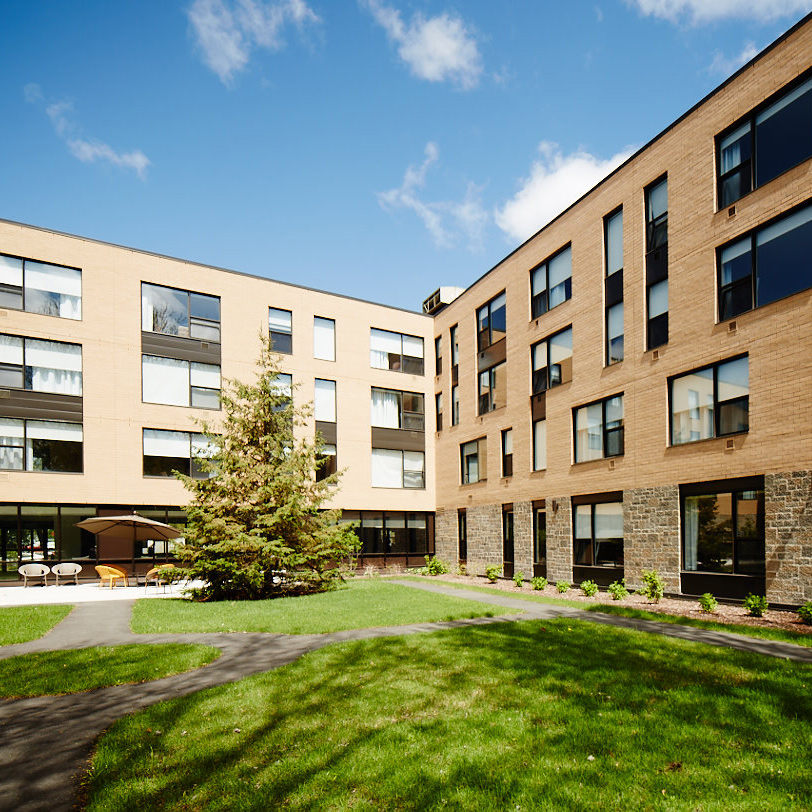 Les Jardins dAurélie | 2545 Rue Dessaulles, Saint-Hyacinthe, QC J2S 2V1, Canada | Phone: (450) 768-1800