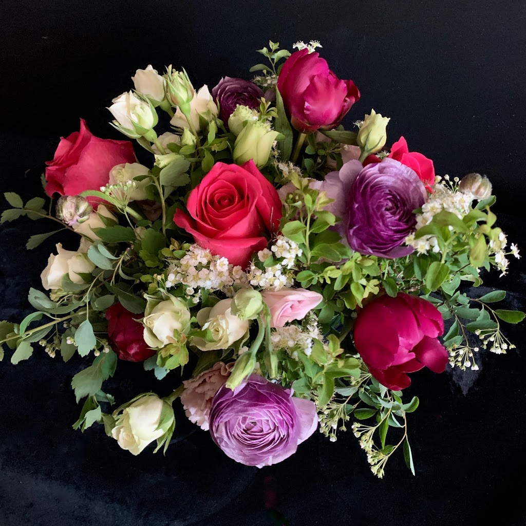Floral Fetish Design | 142 OConnor, East York, ON M4J 2S4, Canada | Phone: (416) 651-7775