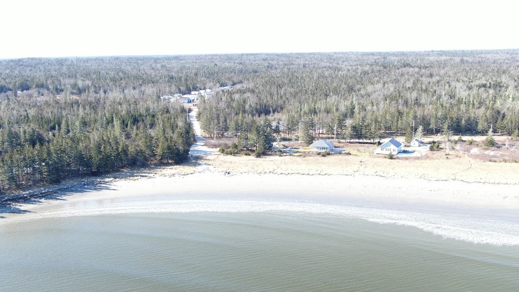 Louis Head Beach Campground | 1668 W Sable Rd, Sable River, NS B0T 1V0, Canada | Phone: (902) 656-3129