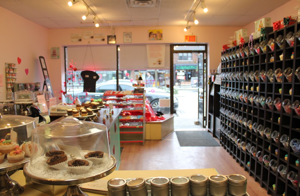 Cupcakes | 1050 King St W, Hamilton, ON L8S 1L3, Canada | Phone: (905) 308-8484