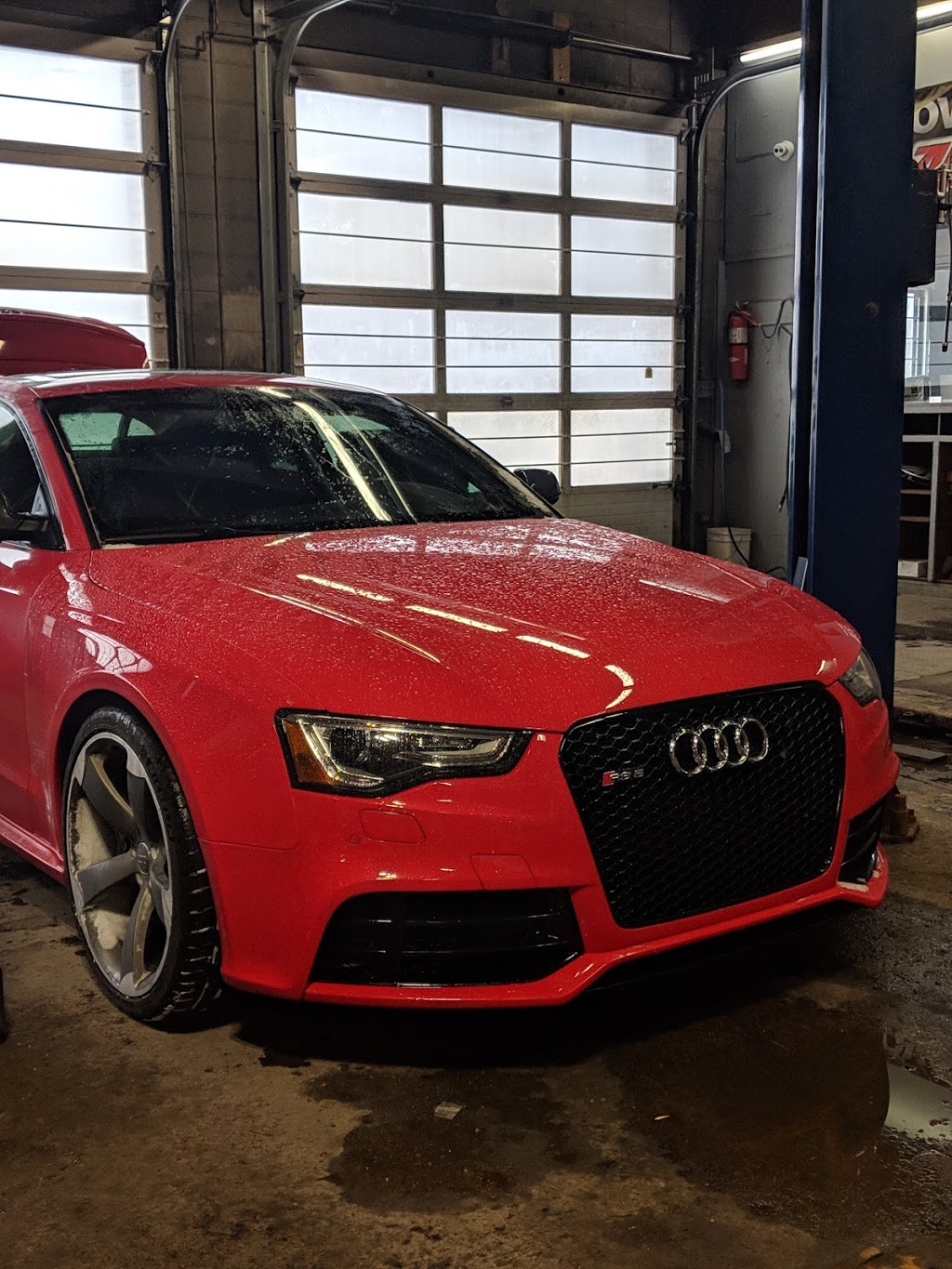 OK Tire | 900 Northmount Dr NW, Calgary, AB T2L 0A8, Canada | Phone: (403) 282-9271