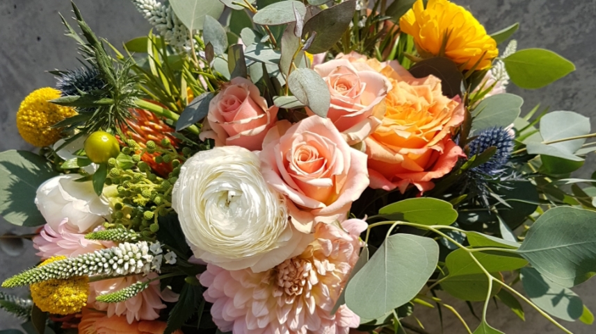 Two Buds Floral Artistry | 5361 75 Street NW, Edmonton, AB T6E 0W4, Canada | Phone: (780) 905-7052