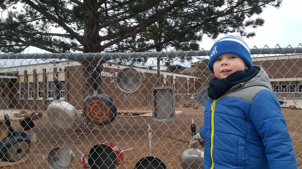 Frontenac Public School | 5140 Pinedale Ave, Burlington, ON L7L 3V4, Canada | Phone: (905) 632-1690