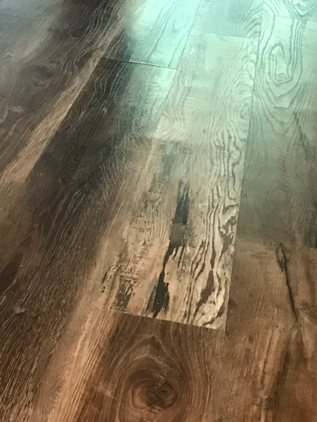 Couvre-Planchers Joliette Inc | 297 Boulevard Antonio-Barrette, Notre-Dame-des-Prairies, QC J6E 1G1, Canada | Phone: (450) 756-1055