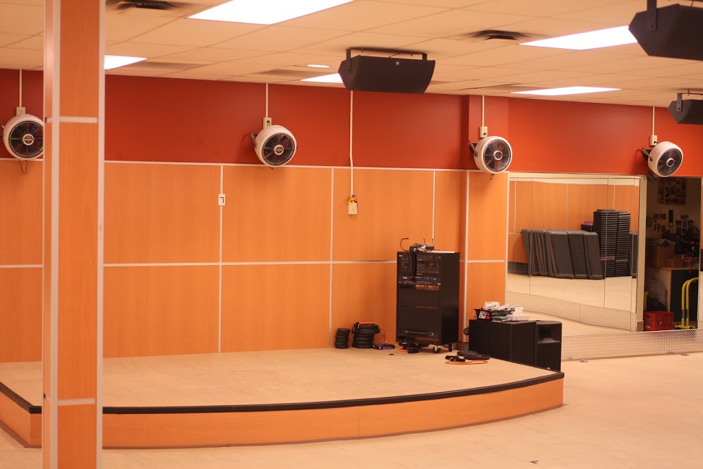 GoodLife Fitness Sarnia Oak Acres | 710 Cathcart Blvd, Sarnia, ON N7V 2N6, Canada | Phone: (519) 344-1330