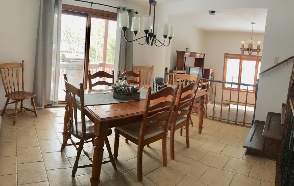 CHALET LE REFUGE DU PLAISIR | 2847 Chemin Marr, Wentworth-Nord, QC J0T 1Y0, Canada | Phone: (514) 827-4007