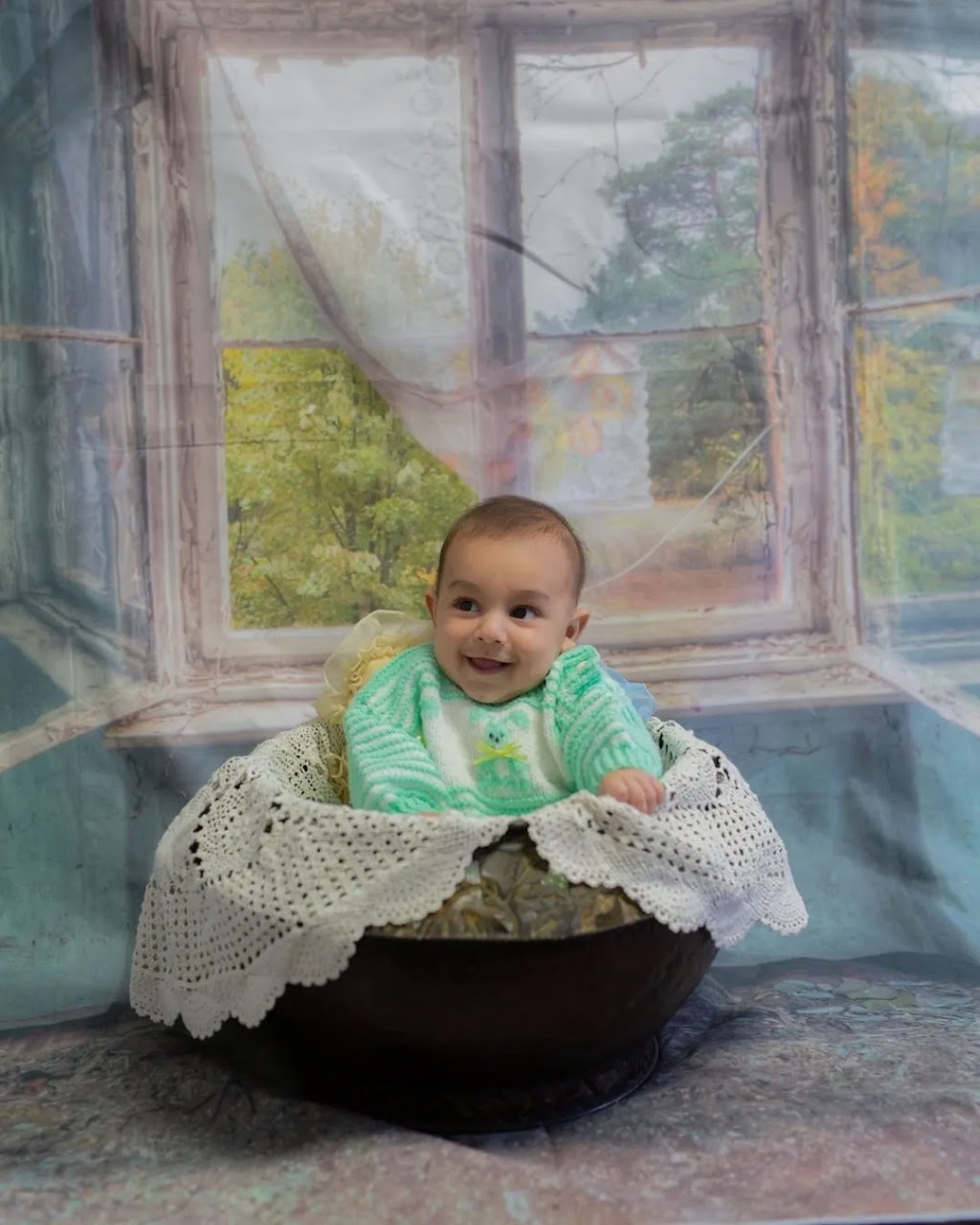 Capture Queen Studio | 1 Delta Park Blvd, Brampton, ON L6T 5G1, Canada | Phone: (416) 500-3290