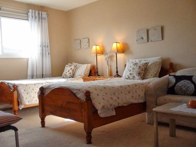 Amandas B & B | 304 Raymerville Dr, Markham, ON L3P 6N9, Canada | Phone: (416) 707-5723