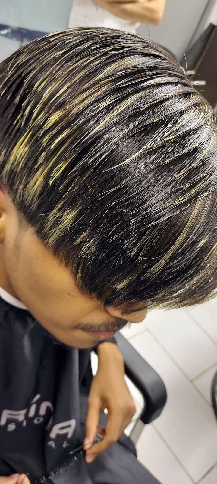 Ahmad Salon | 7215 Goreway Drive westwood mall mississauga L4T OB4 . Unit 1D27 AND 1D28, Goreway Dr, Mississauga, ON L4T 2T9, Canada | Phone: (647) 720-4997