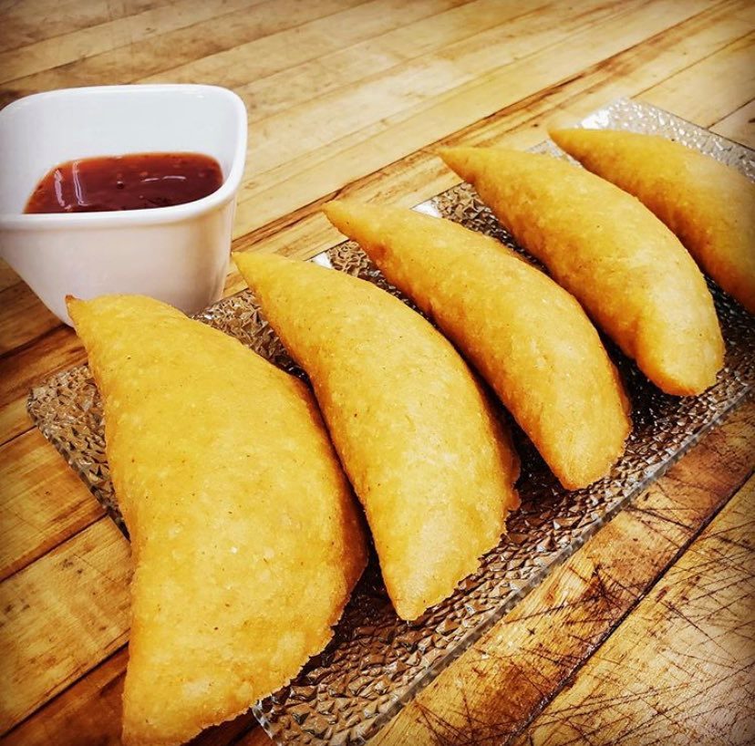Toasty Arepas | 51 Marier Ave, Vanier, ON K1L 5S2, Canada | Phone: (613) 299-2994