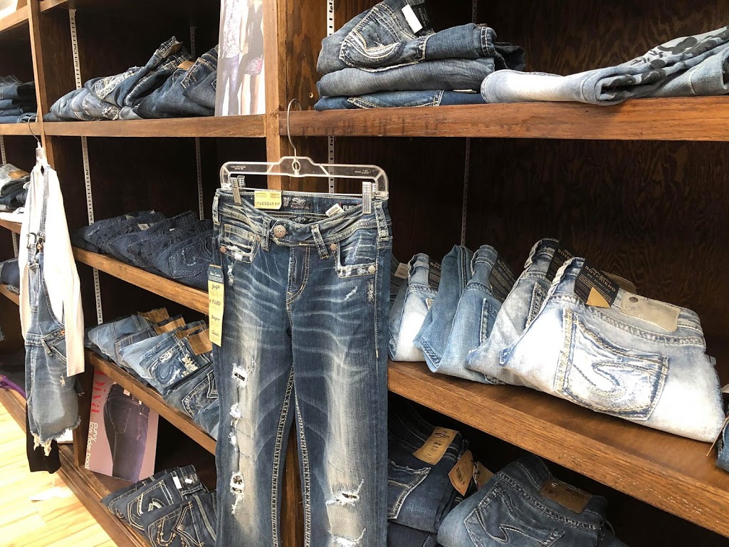 Talk Of The Town Fashions | 23 Main St E, Chelmsford, ON P0M 1L0, Canada | Phone: (705) 590-3023