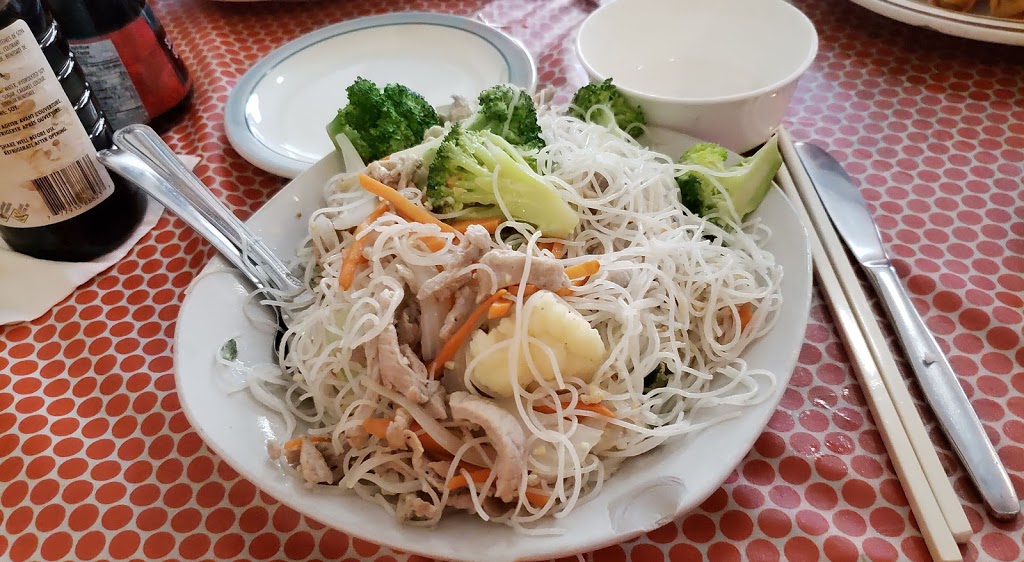 So Good Restaurant Inc | 717 Somerset St W, Ottawa, ON K1R 6P7, Canada | Phone: (613) 233-0138