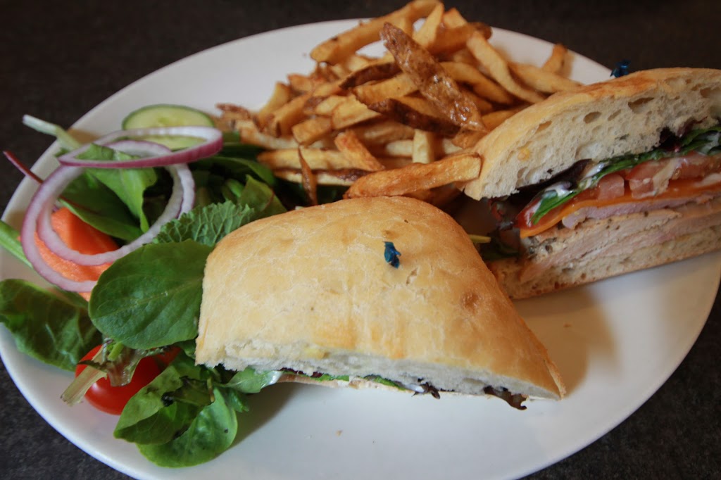 Tangled Garden Cafe | 7 Church St, Westport, ON K0G 1X0, Canada | Phone: (613) 273-7733