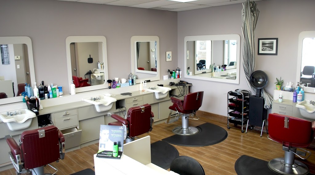 Maplegrove Barber | 511 Maple Grove Dr #40, Oakville, ON L6J 4W3, Canada | Phone: (905) 844-9402