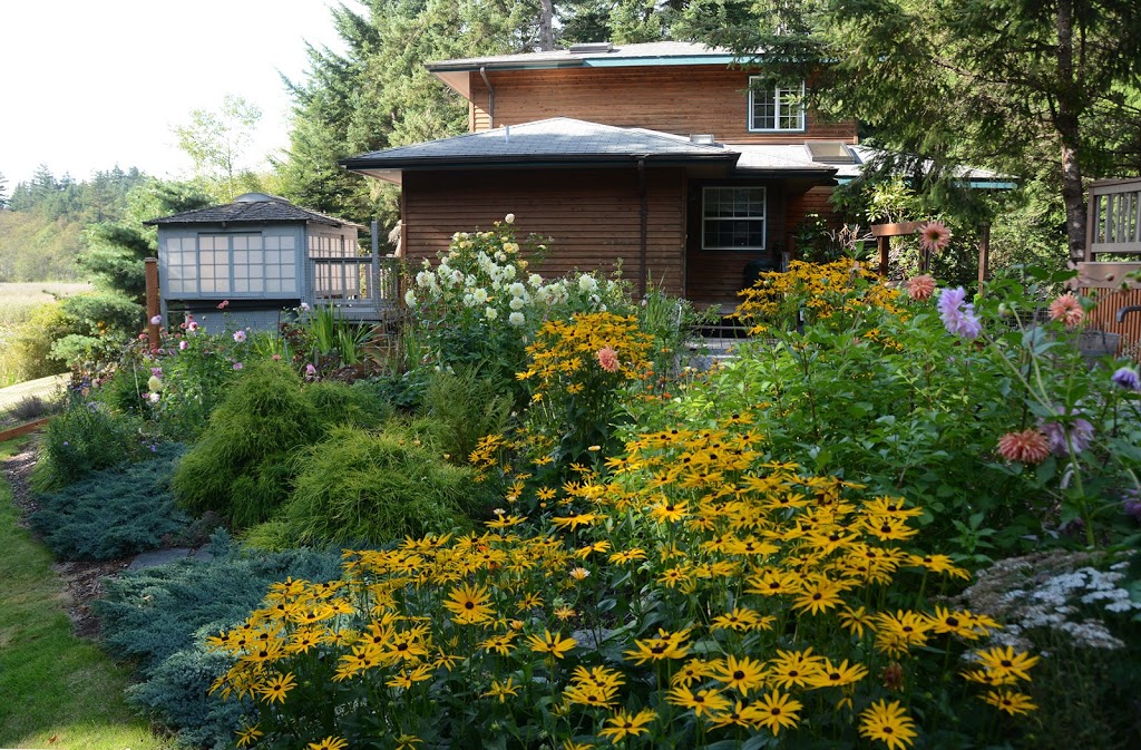 Otters Pond Bed and Breakfast | 100 Tomihi Dr, Eastsound, WA 98245, USA | Phone: (360) 376-8844