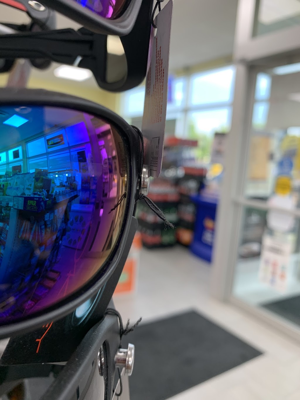 Pioneer Gas Station | 554 Niagara St, Welland, ON L3C 1L8, Canada | Phone: (905) 735-4935