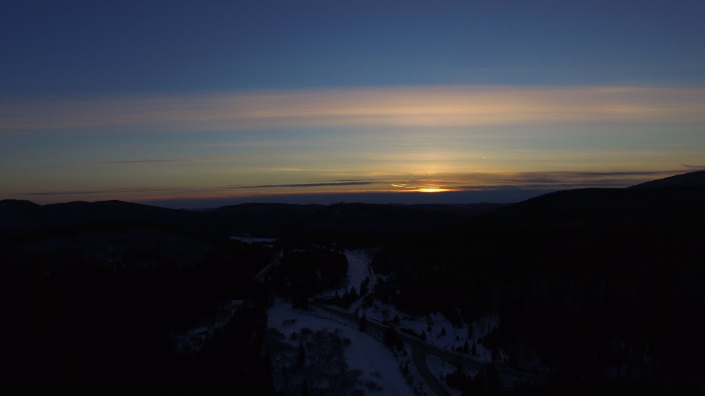 Le Mont-Tremblant 1 | 1510 Chemin du Lac Supérieur, Lac-Supérieur, QC J0T 1P0, Canada | Phone: (581) 886-3145