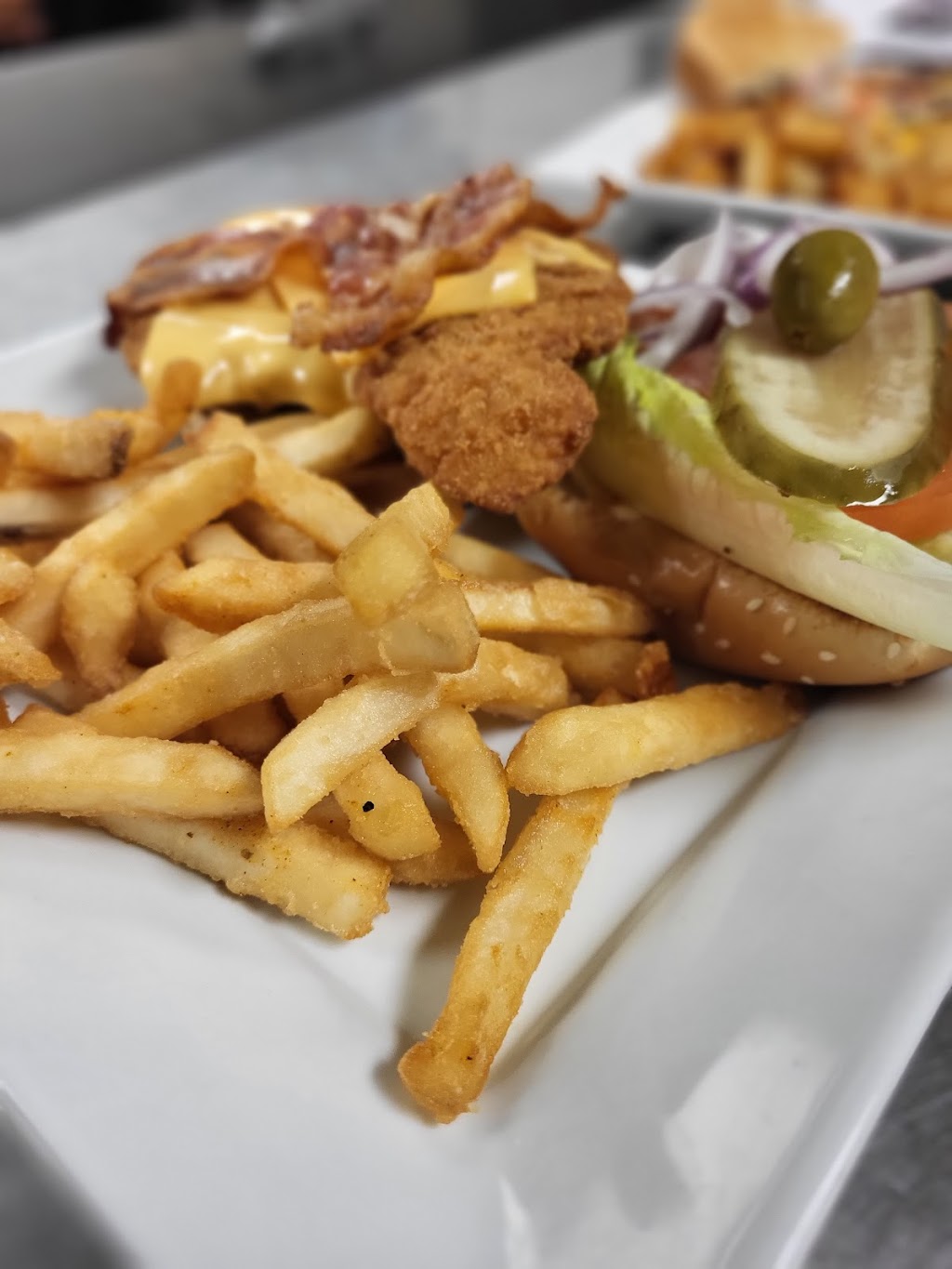 Happy Belly Restaurant | 103 Grove Pl, Drumheller, AB T0J 0Y1, Canada | Phone: (403) 883-0070