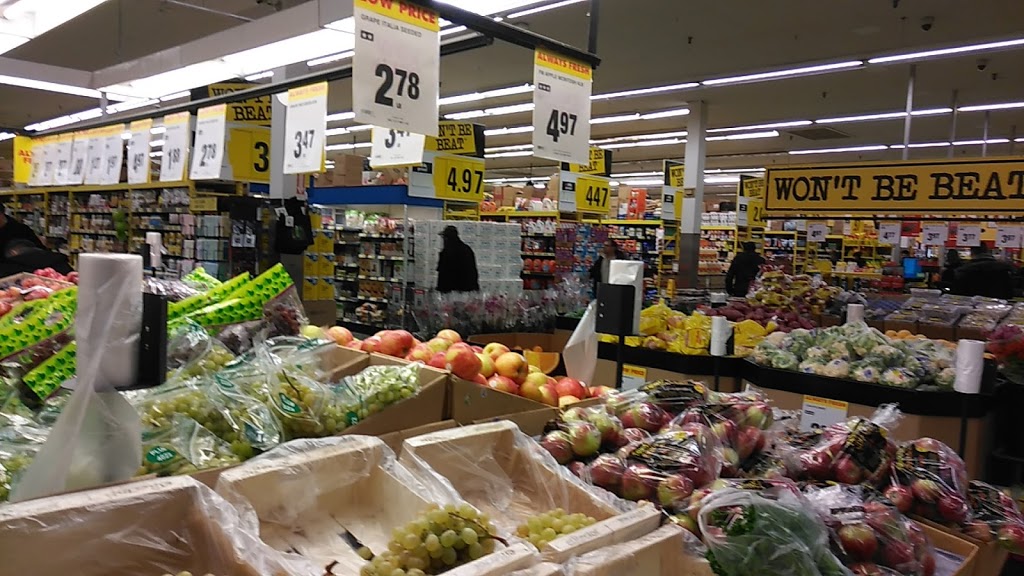 Jims No Frills | 10488 Yonge St, Richmond Hill, ON L4C 3G7, Canada | Phone: (866) 987-6453
