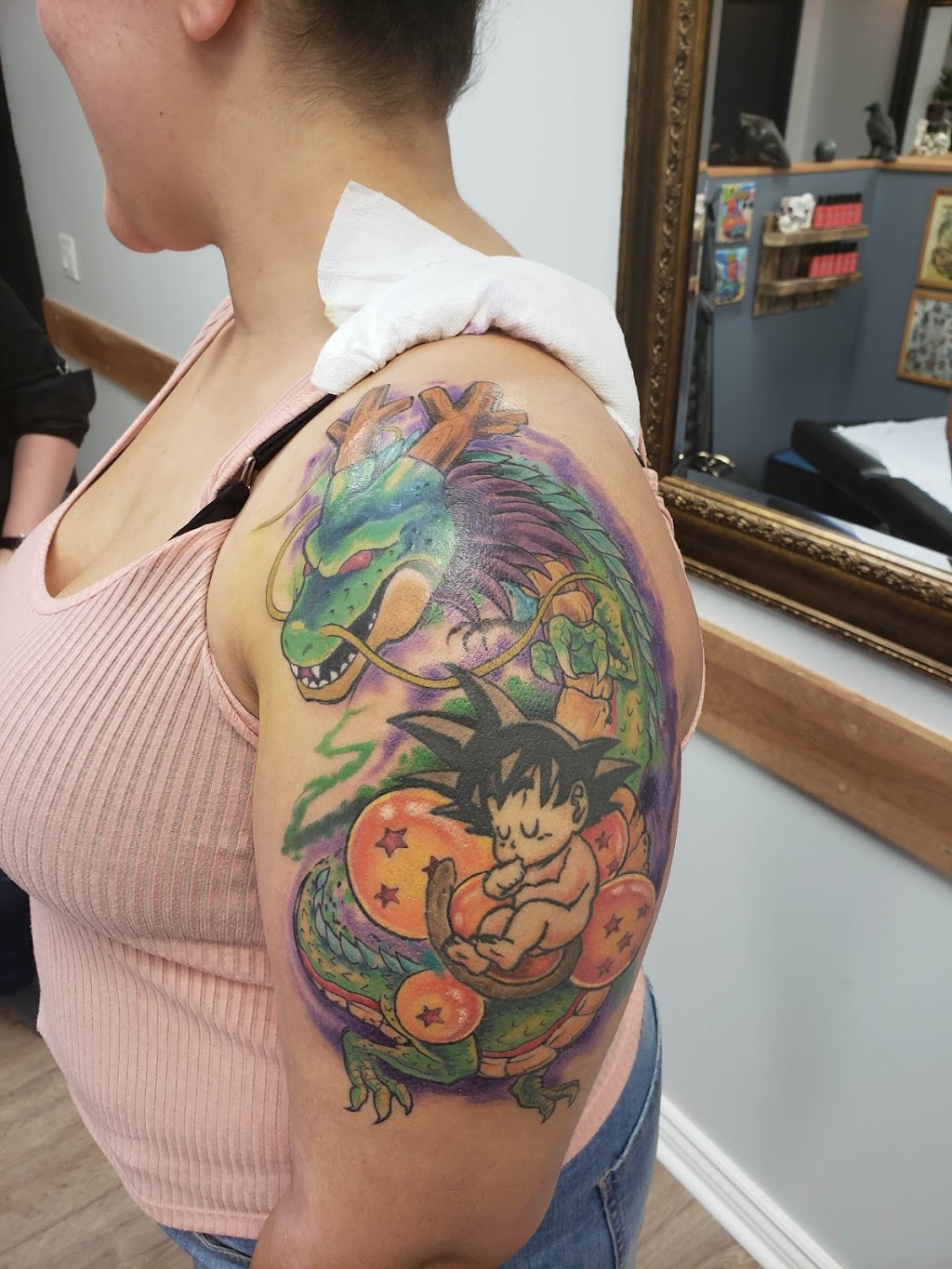 "La Santa Tattoo" | 50-A Av. Sainte-Anne, Pointe-Claire, QC H9S 4P8, Canada | Phone: (514) 500-3932