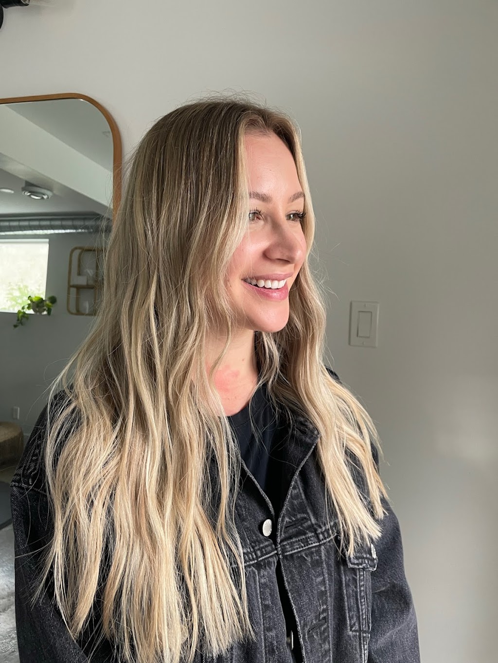 Hunniehair | 12 Gordon Dr SW, Calgary, AB T3E 5A5, Canada | Phone: (587) 224-1048