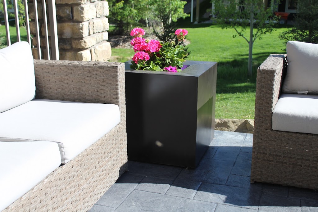 AB Planters | 9520 Endeavor Dr SE, Calgary, AB T3S 0A1, Canada | Phone: (587) 582-1886