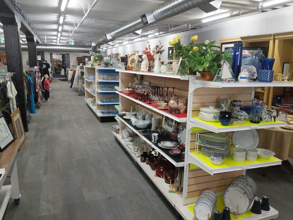 Revive and Thrive Thrift Wholesale | 1032 Logan Ave, Winnipeg, MB R3E 1P5, Canada | Phone: (204) 774-4663