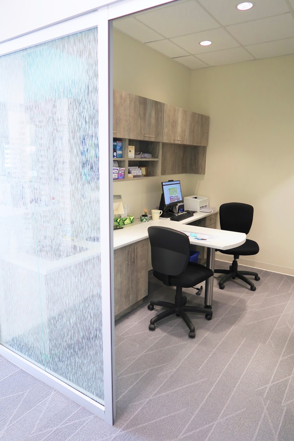 Manotick Optometric Centre | 5517 Manotick Main St, Manotick, ON K4M 1A0, Canada | Phone: (613) 695-1410