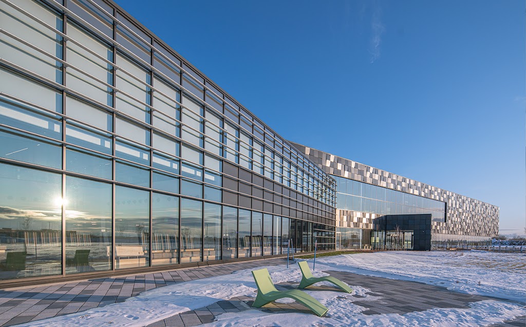 Campus Simons - Centre de Distribution | 9205 Rue John-Simons, Québec, QC G2B 0S6, Canada | Phone: (877) 666-1840