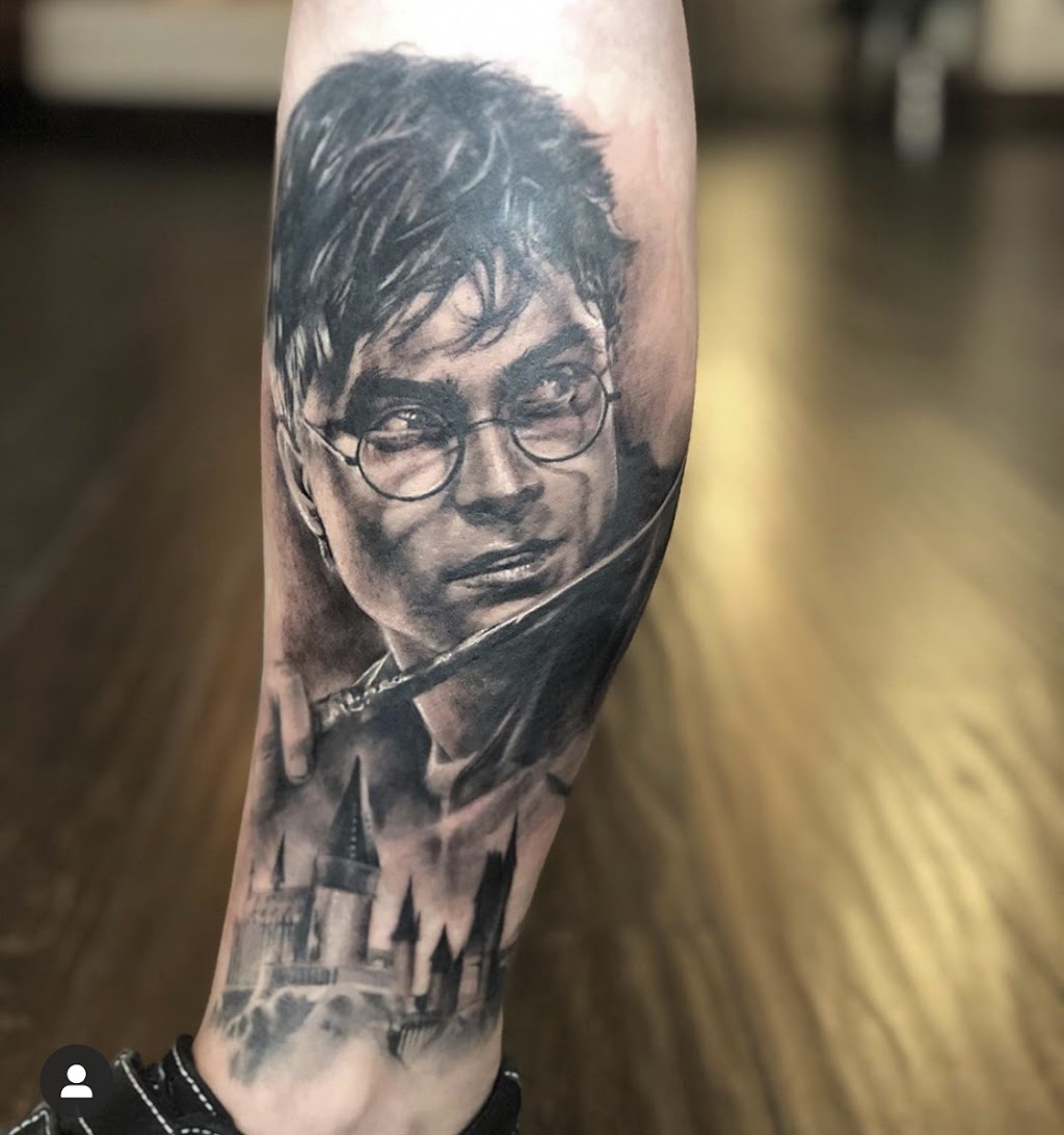 BLOODLINE | 5262 Av du Parc, Montréal, QC H2V 4G7, Canada | Phone: (514) 769-4444