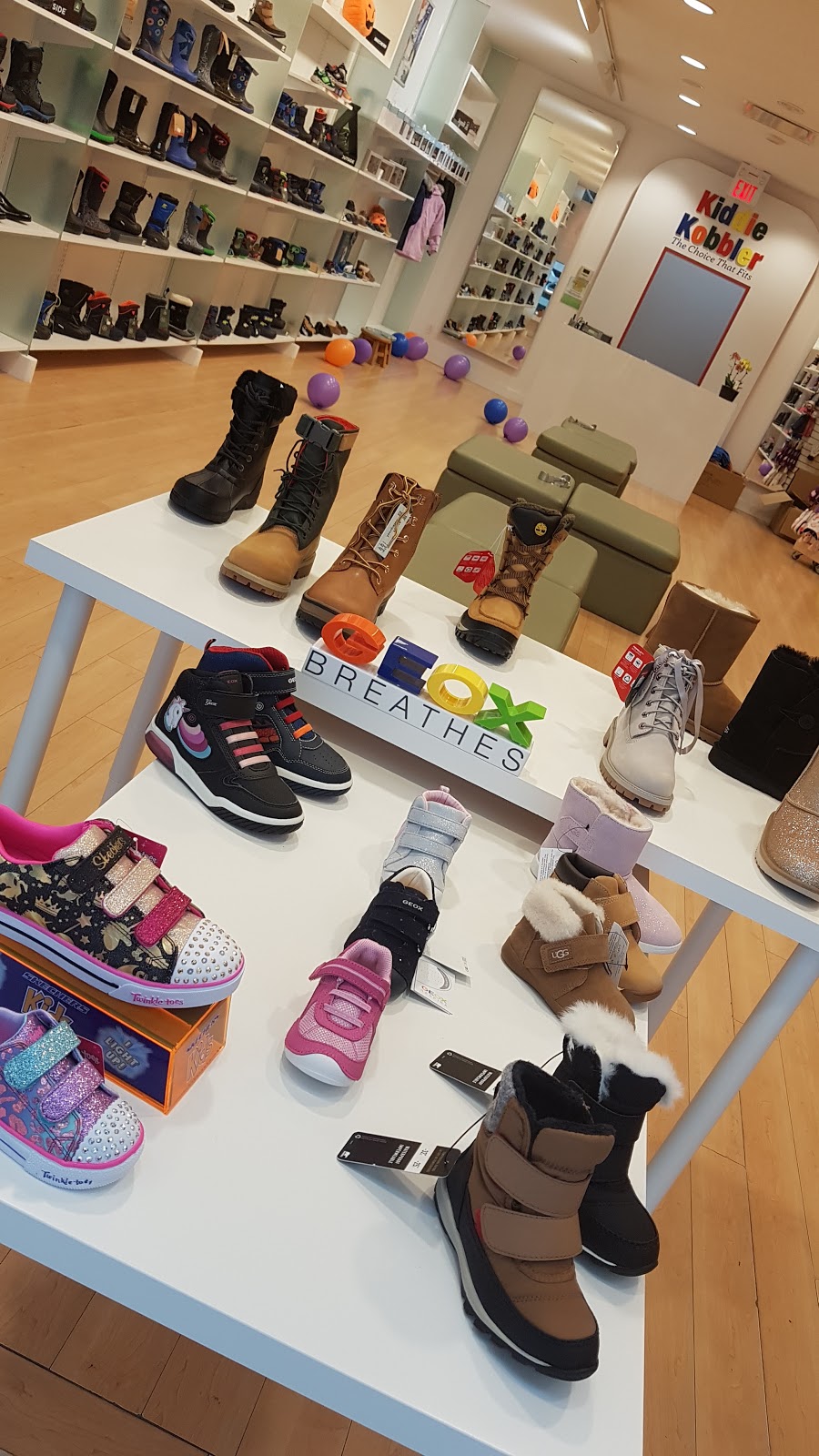 Kiddie Kobbler | 240 Leighland Ave, Oakville, ON L6H 3H6, Canada | Phone: (905) 337-1115