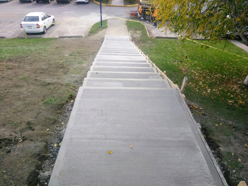 Groupa Concrete | 1123 Farewell St, Oshawa, ON L1H 6N8, Canada | Phone: (905) 213-0855
