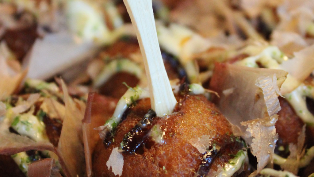 Isaytakoyummy | 240 McPhillips St, Winnipeg, MB R3E 2K4, Canada | Phone: (204) 615-2695