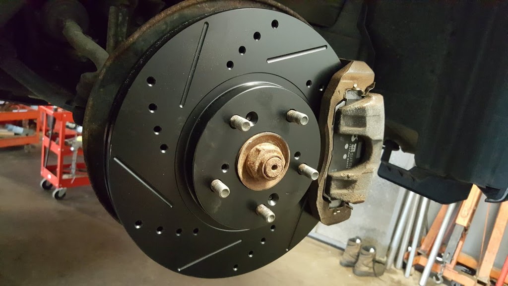 AJ Tires & Automotive Services | 310 Queen St E, Brampton, ON L6V 1C2, Canada | Phone: (647) 328-7392
