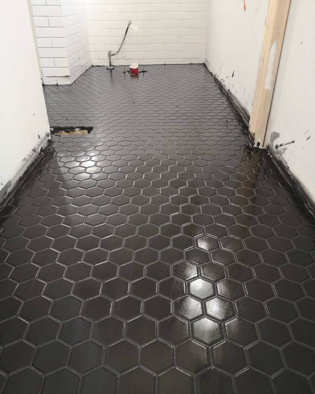 Empire Tile & Flooring | 330 McCowan Rd, Scarborough, ON M1J 3N3, Canada | Phone: (647) 525-5089