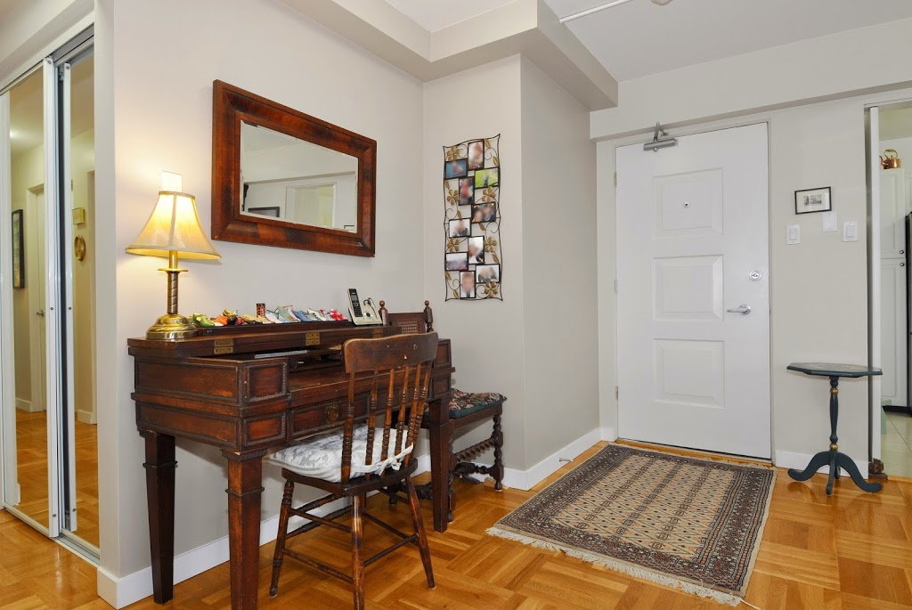 Kerrisdale Tower "A" Rental Apartments | 2191 W 39th Ave, Vancouver, BC V6M 1T7, Canada | Phone: (604) 261-6206