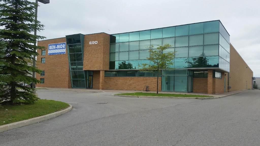 Ben-Mor Barrie | 690 Bayview Dr, Barrie, ON L4N 9A6, Canada | Phone: (800) 481-0022