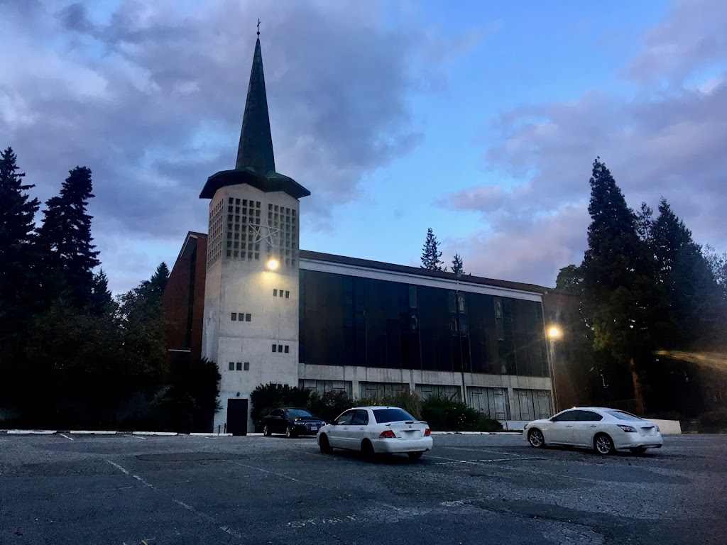 Our Lady of Fatima Parish | church | 315 Walker St, Coquitlam, BC V3K 4C7, Canada | 6049362525 OR +1 604-936-2525
