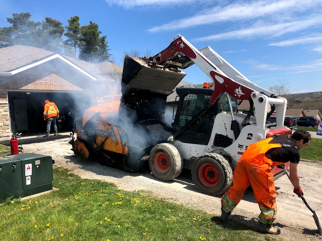 Asphalt Paving Pros | 1 Frankford Crescent #40, Trenton, ON K8V 4L2, Canada | Phone: (613) 968-0212