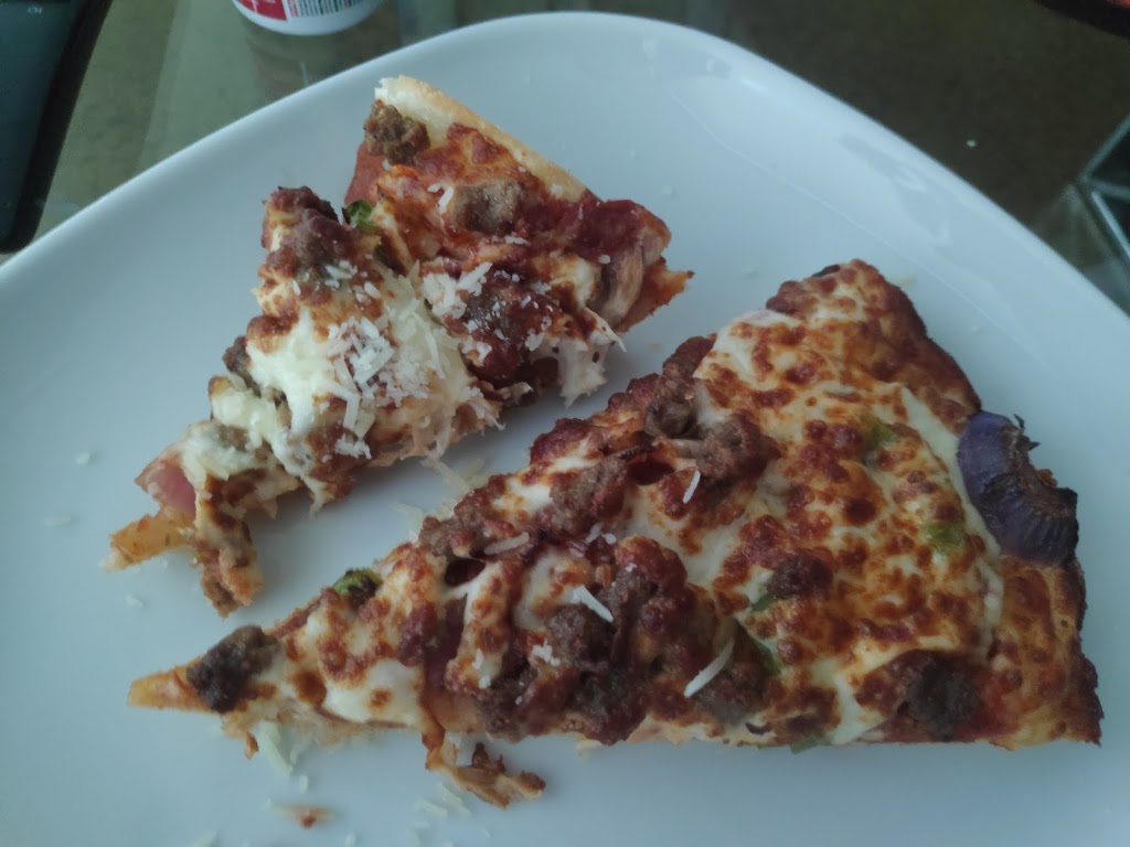 Pizza Hut | 1062 17 Ave SW, Calgary, AB T2T 0A5, Canada | Phone: (403) 310-1010