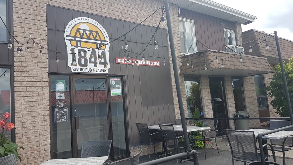 Cassel Brewery/1844 Bistro Pub & Eatery | 2 Racine St, Casselman, ON K0A 1M0, Canada | Phone: (613) 369-4394