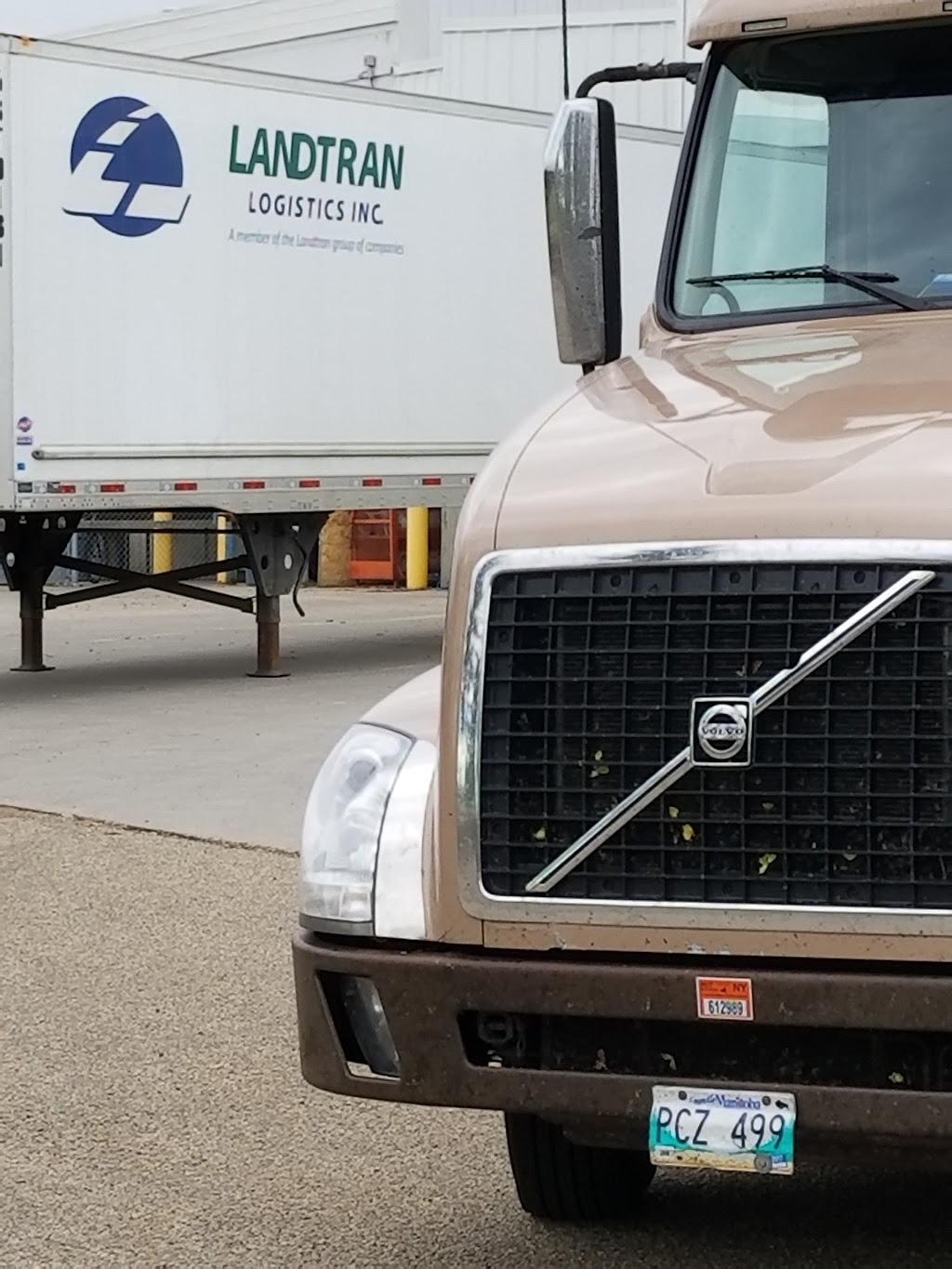 Landtran Logistics Inc | 4819 90A Ave NW, Edmonton, AB T6B 2Y3, Canada | Phone: (587) 686-0711