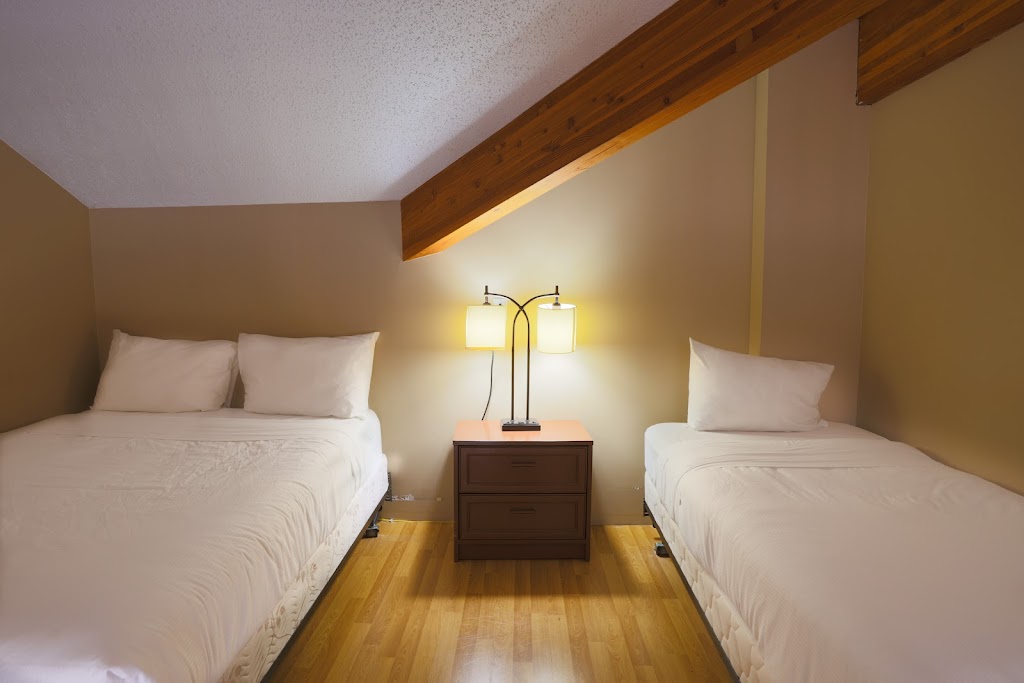Radium Chalet | 5063 Madsen Rd, Radium Hot Springs, BC V0A 1M0, Canada | Phone: (250) 409-7999