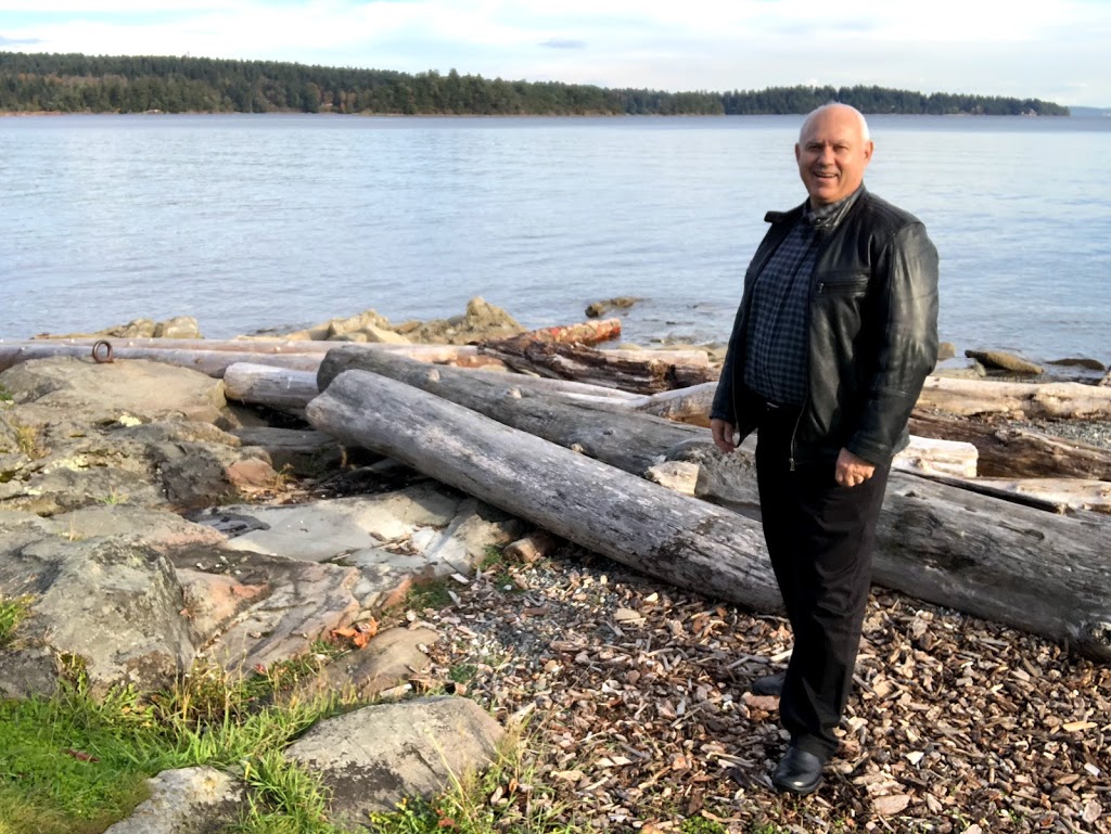 Vancouver Island Realtor Lorne Gait of Royal LePage Nanaimo Real | Box 1300, 410A 1st Ave, Ladysmith, BC V9G 1A9, Canada | Phone: (250) 618-0680
