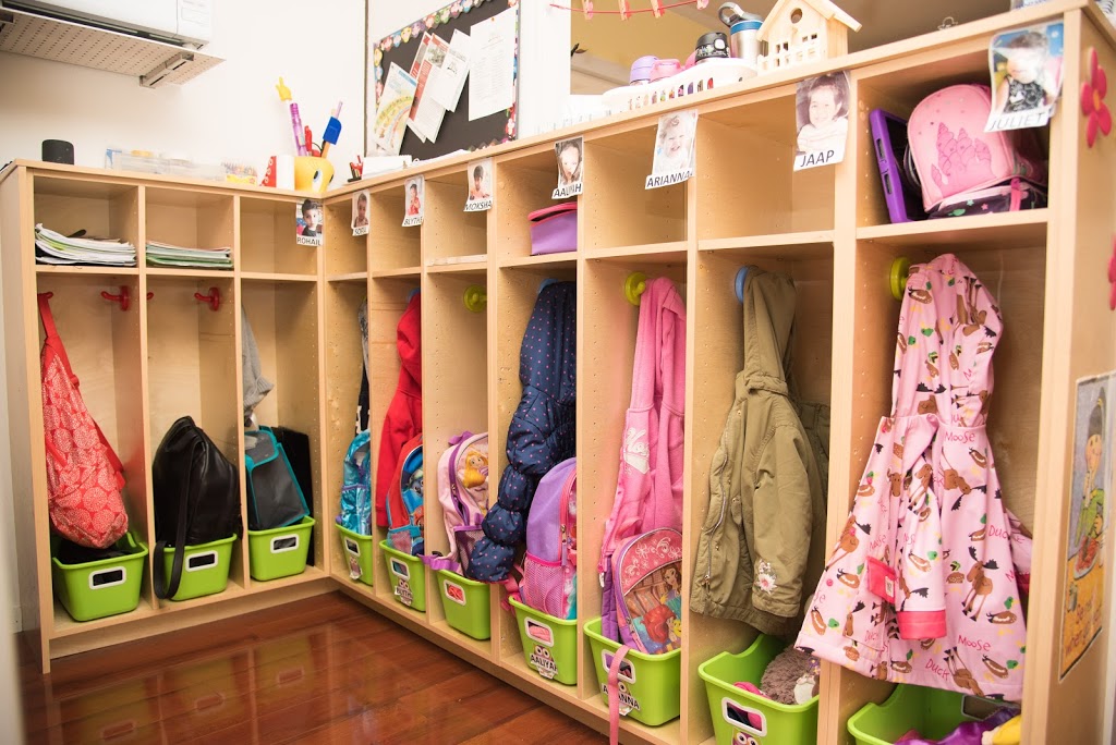 Head Starts Daycare Centre | 9850 150 St, Surrey, BC V3R 8H2, Canada | Phone: (604) 446-3660